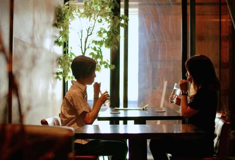 הוסטל 石と鉄 House Of Stone And Iron