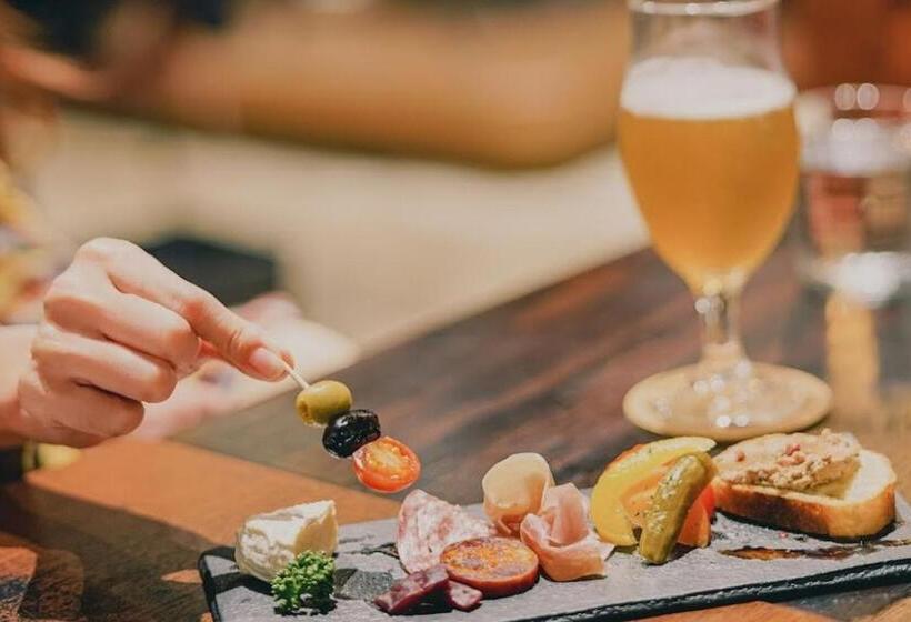 הוסטל 石と鉄 House Of Stone And Iron