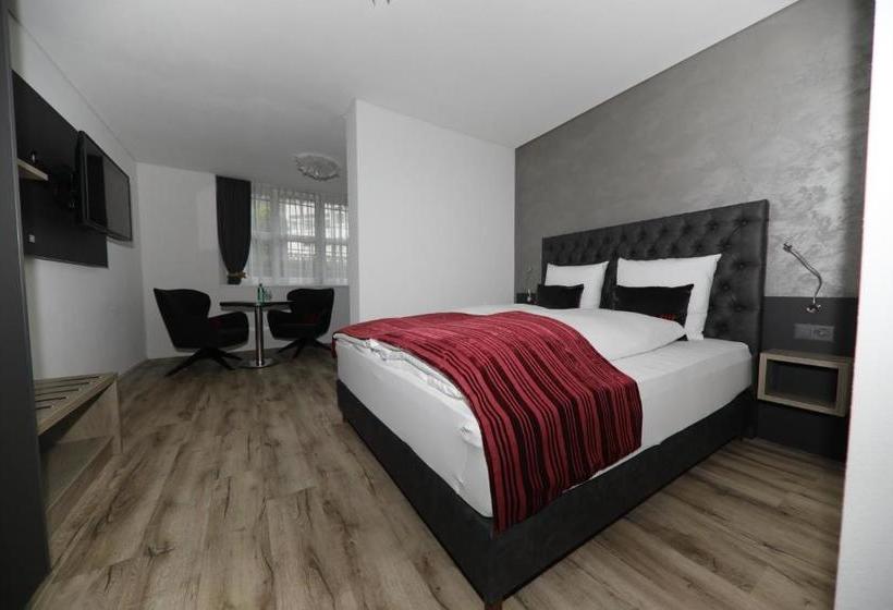 ベッドアンドブレックファースト Business Apartments Reichenburg