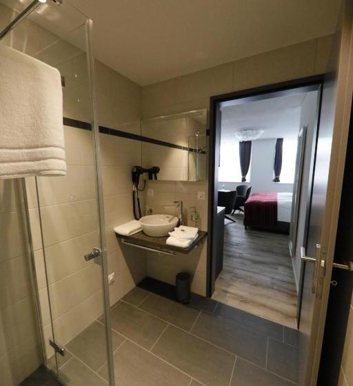 ベッドアンドブレックファースト Business Apartments Reichenburg