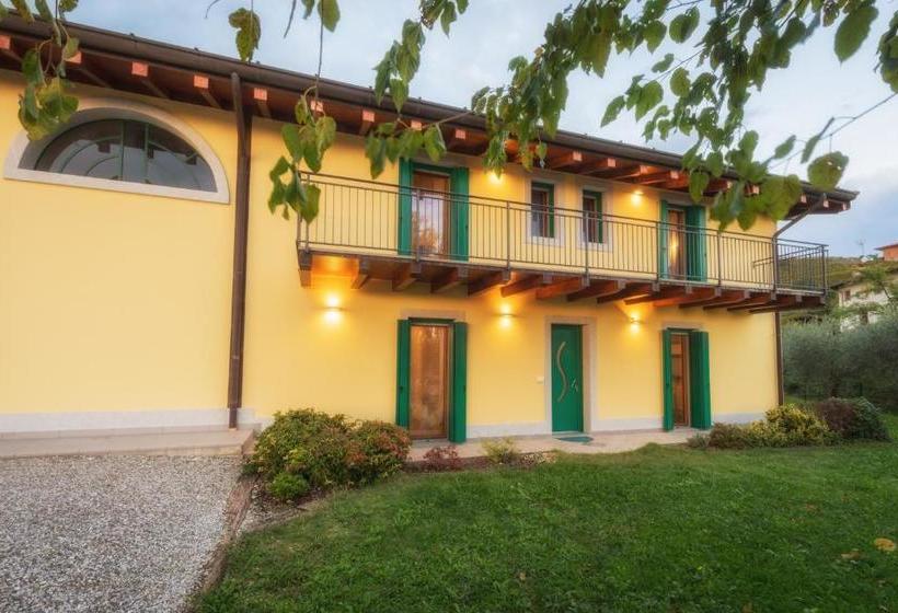 ベッドアンドブレックファースト Sara&sara Alloggio Agrituristico