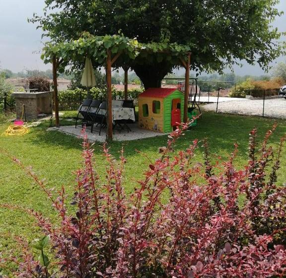 ベッドアンドブレックファースト Sara&sara Alloggio Agrituristico