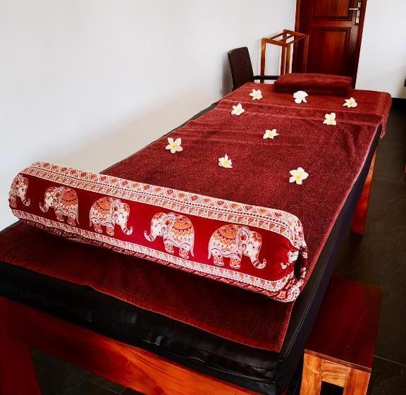 ベッドアンドブレックファースト Thoduwawa Beach Villa