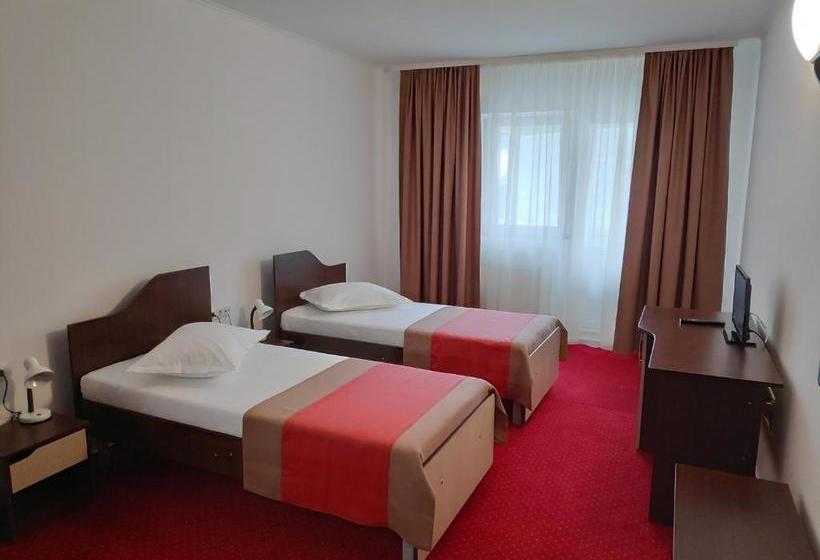 Hostel Caliman