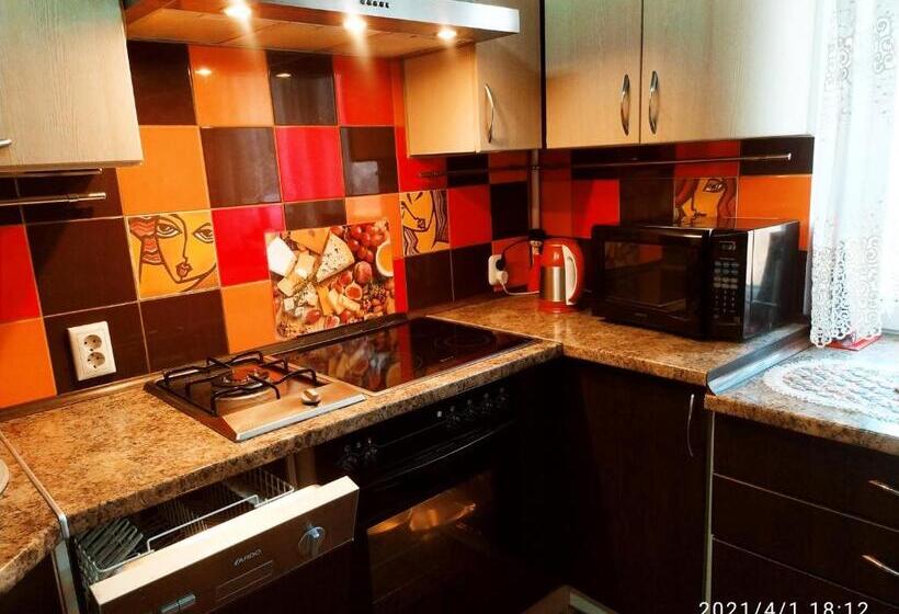 هتل апартаменти без відключень світла  світло вода є цілодобово крес фрунзе