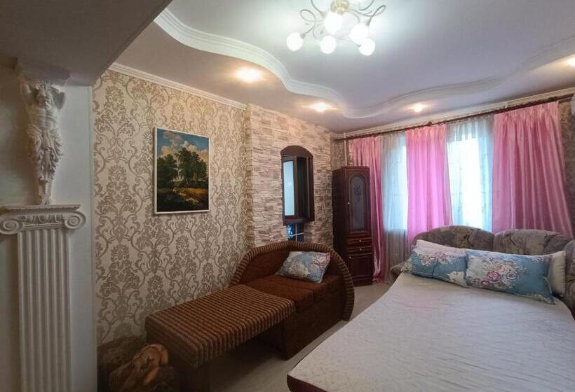 هتل апартаменти без відключень світла  світло вода є цілодобово крес фрунзе