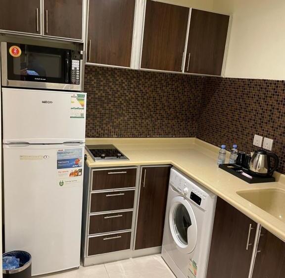 בית מלון כפרי شقة فاخرة بالخبر  حي الحمراء