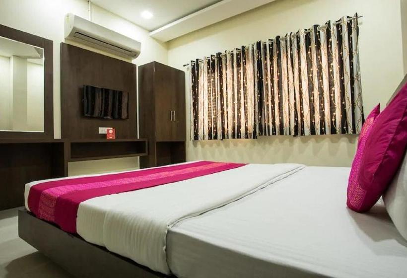 فندق Anroute Stay  Near Mahakal Temple