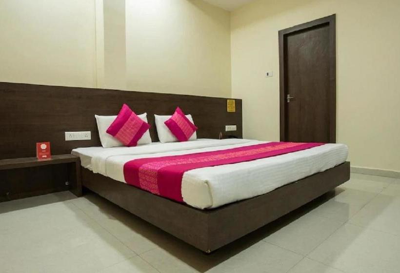 فندق Anroute Stay  Near Mahakal Temple