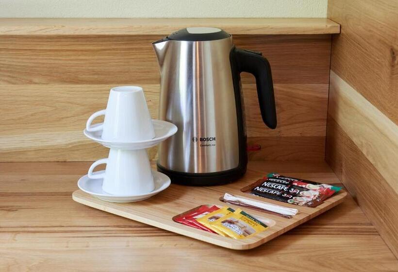 Отель Apostolite