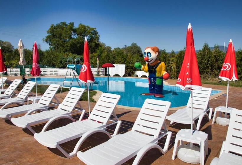 ホテル Balneo And Spa Complex Mineral Yagoda