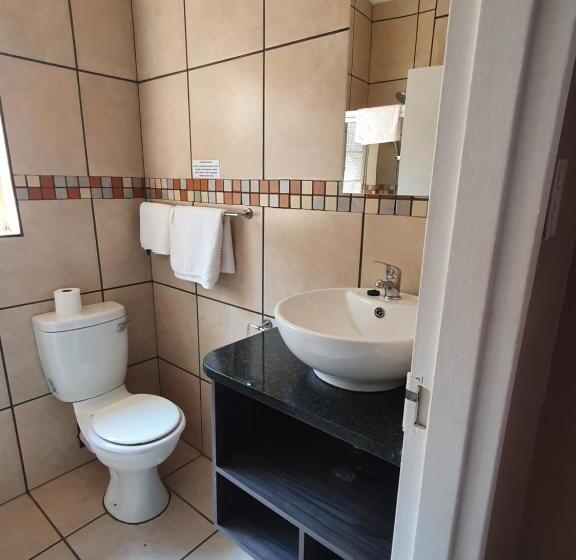 酒店 Barons Galley & Lodge