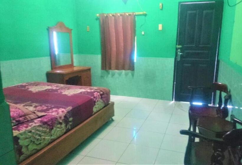 בית מלון כפרי Bukit Panembahan