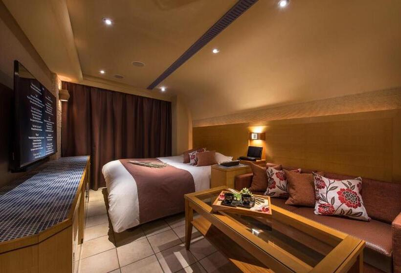 בית מלון כפרי C. Chiba Shiroi