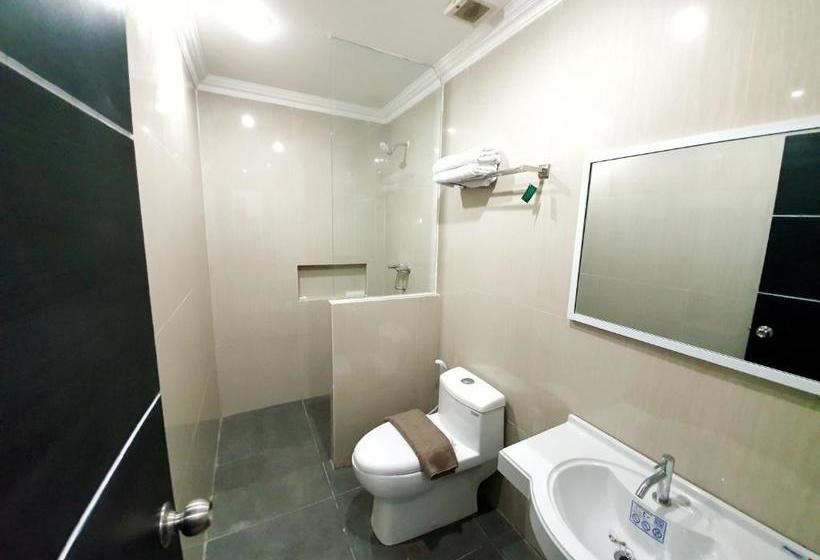 בית מלון כפרי Charaka Residence Dieng