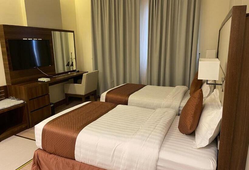 בית מלון כפרי شقة فاخرة بالخبر  حي الحمراء