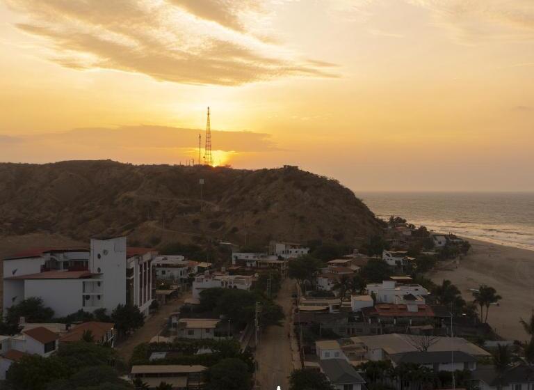 בית מלון כפרי Huluwaju