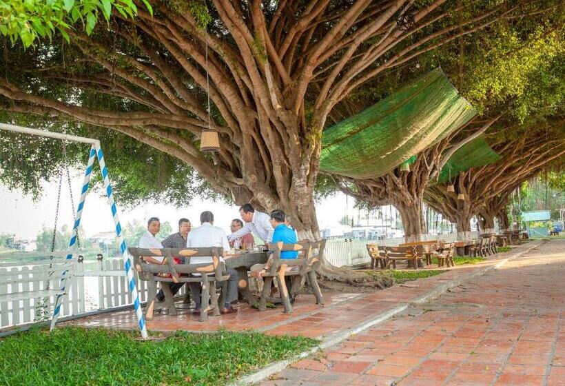 هتل KhÁch SẠn BẾn ĐÁ NÚi Sam