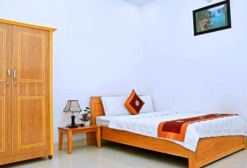 هتل Khách Sạn Hiệp Thạnh