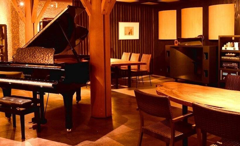 בית מלון כפרי Kohanyu