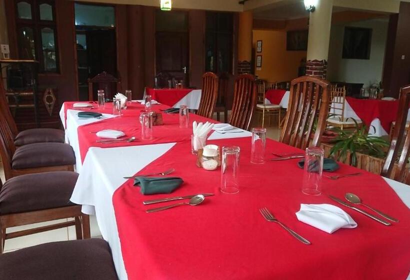 בית מלון כפרי Lushoto Executive Lodge