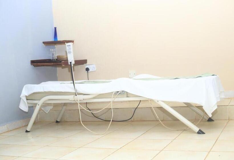 בית מלון כפרי Lushoto Executive Lodge