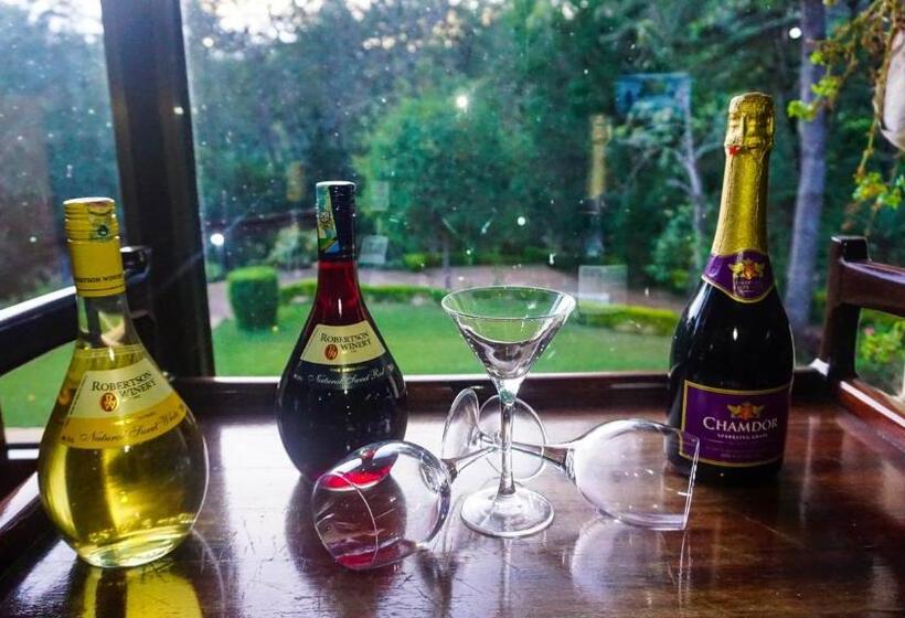 בית מלון כפרי Lushoto Executive Lodge