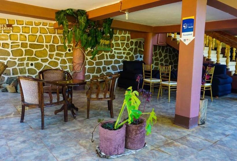 בית מלון כפרי Lushoto Executive Lodge