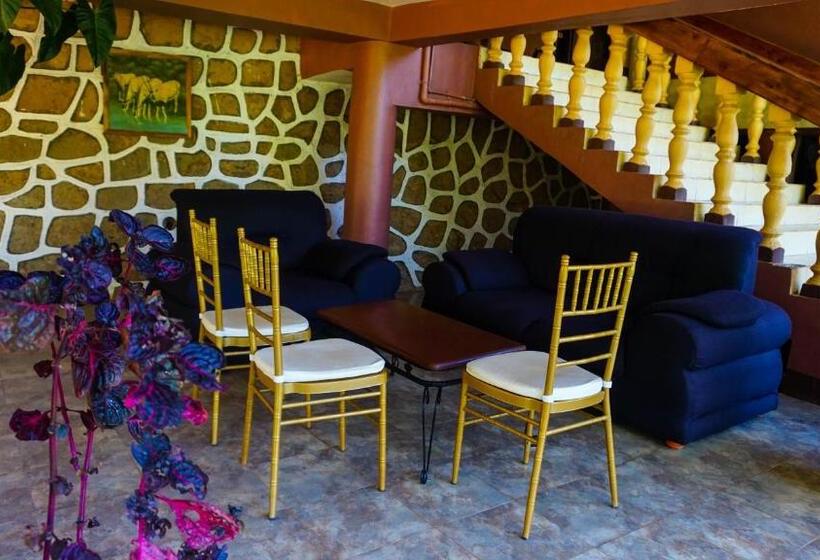 فندق Lushoto Executive Lodge