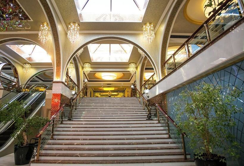 هتل Mariana Trench