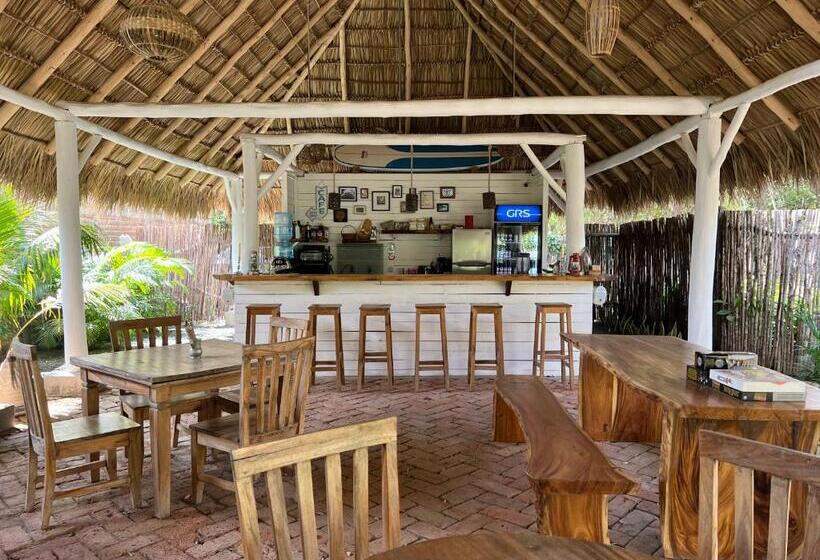 فندق Monoloko Lodge Popoyo