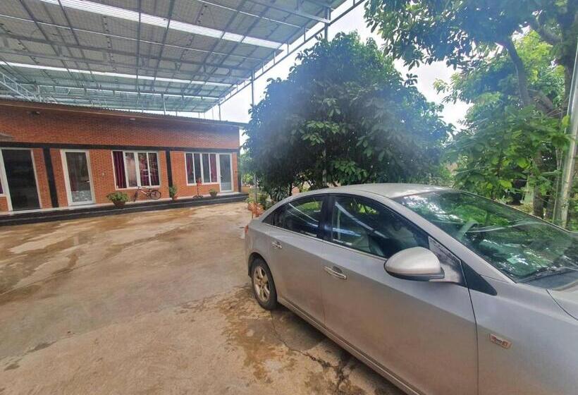 هتل Nhà Nghỉ ThẢo NguyÊn Xanh