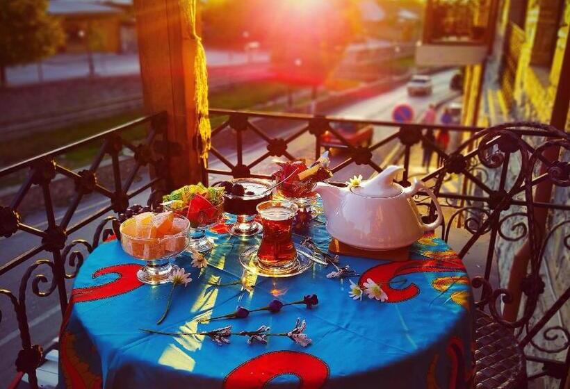 هتل Old Town Sheki