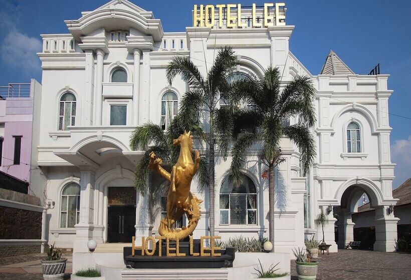 فندق Oyo 2222  Lee