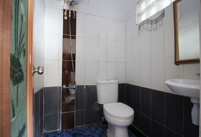 فندق Oyo 2222  Lee