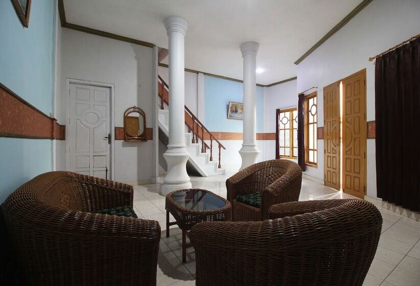 فندق Oyo 2222  Lee