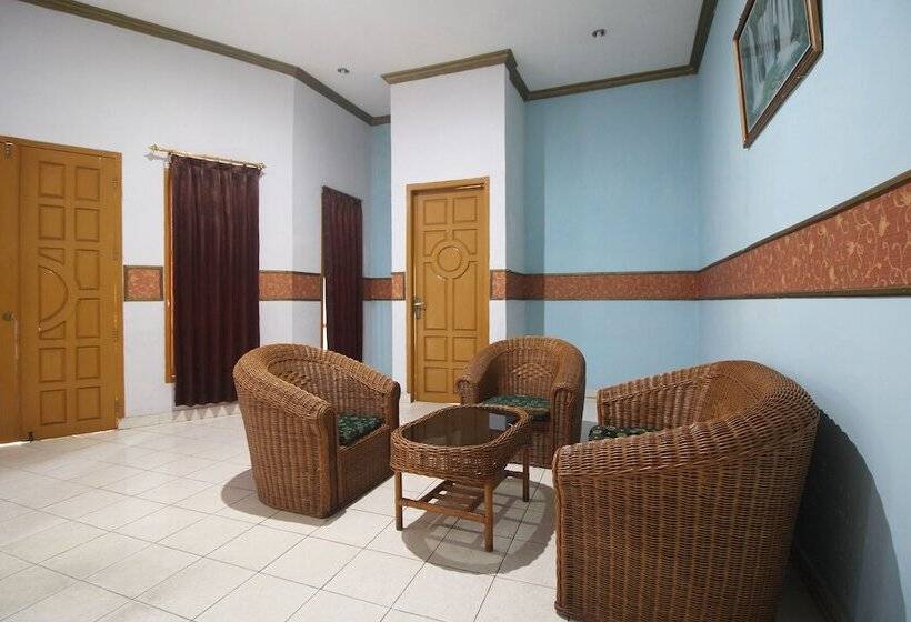 فندق Oyo 2222  Lee