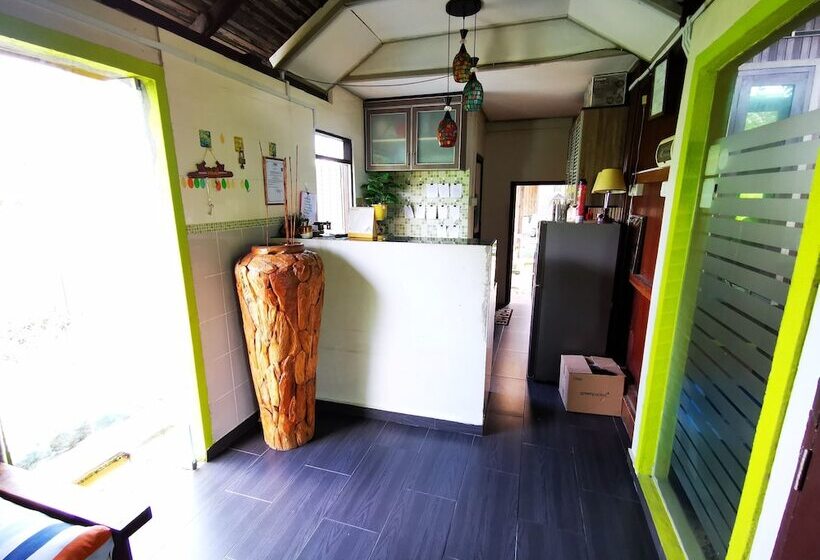 فندق Oyo 90038 Dalyla Inn Chalet