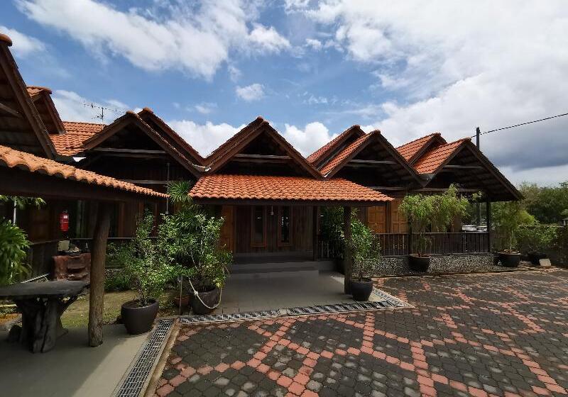 فندق Oyo 90038 Dalyla Inn Chalet