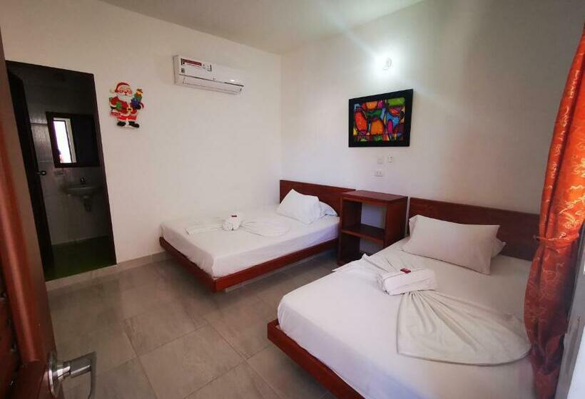 Отель Paraiso Plaza