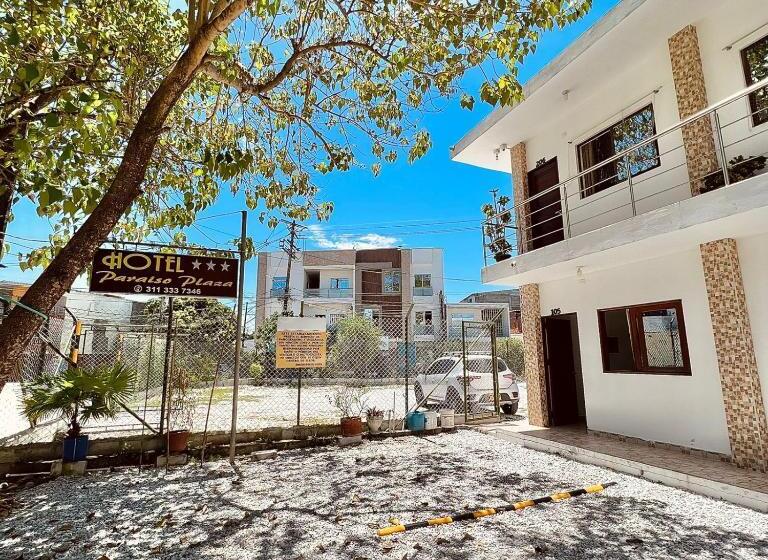 Отель Paraiso Plaza