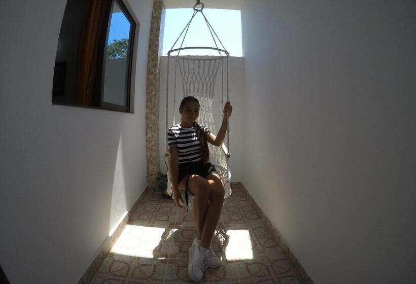 Отель Paraiso Plaza