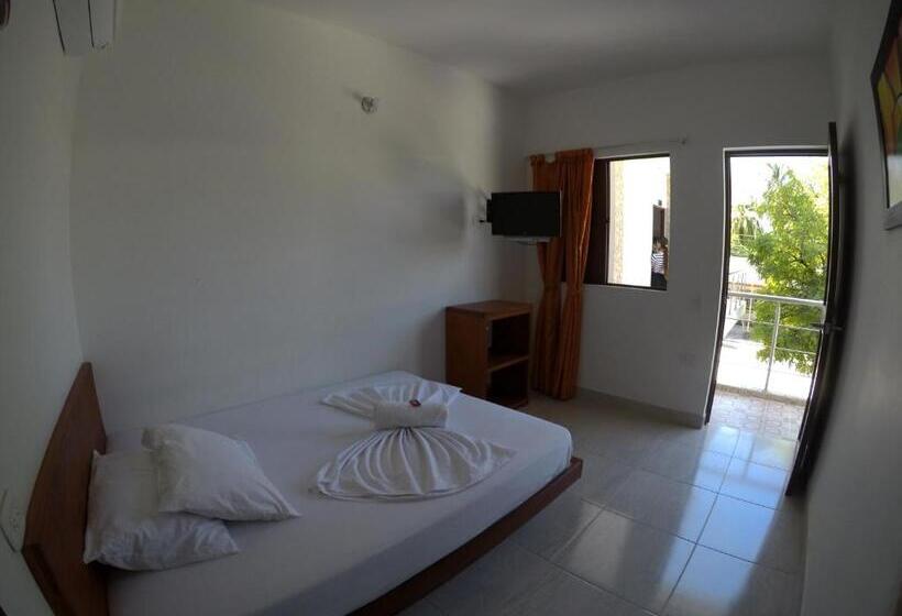 Отель Paraiso Plaza