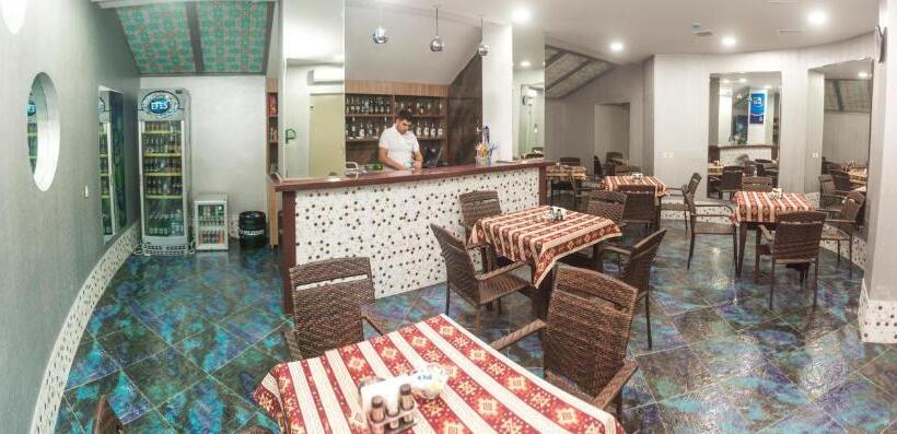 Parkway Inn Hotel & Spa