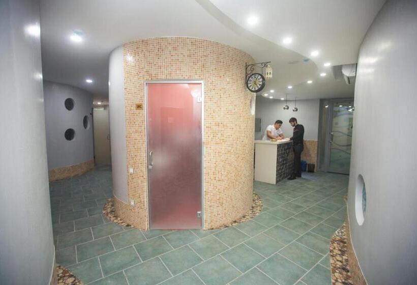 Parkway Inn Hotel & Spa