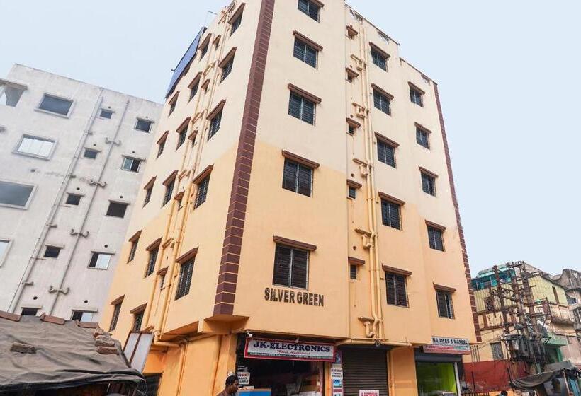 هتل Spot On Silver Green