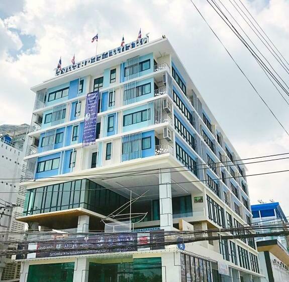 ホテル Taragrand Donmuang Airport