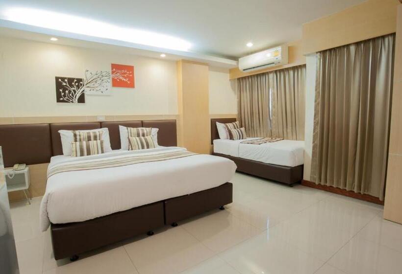 ホテル Taragrand Donmuang Airport