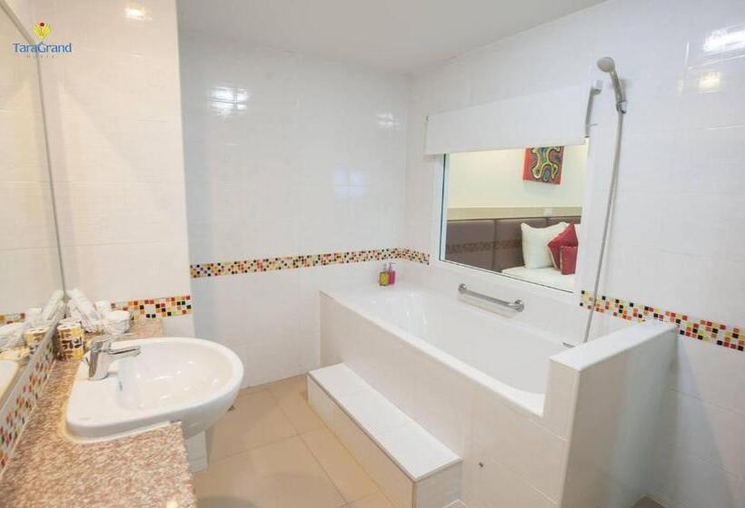 ホテル Taragrand Donmuang Airport