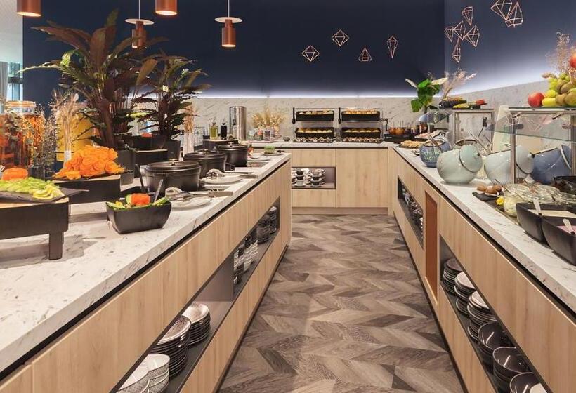 Hotelli Holiday Inn   The Niu, Kettle Stuttgart Vaihingen, An Ihg